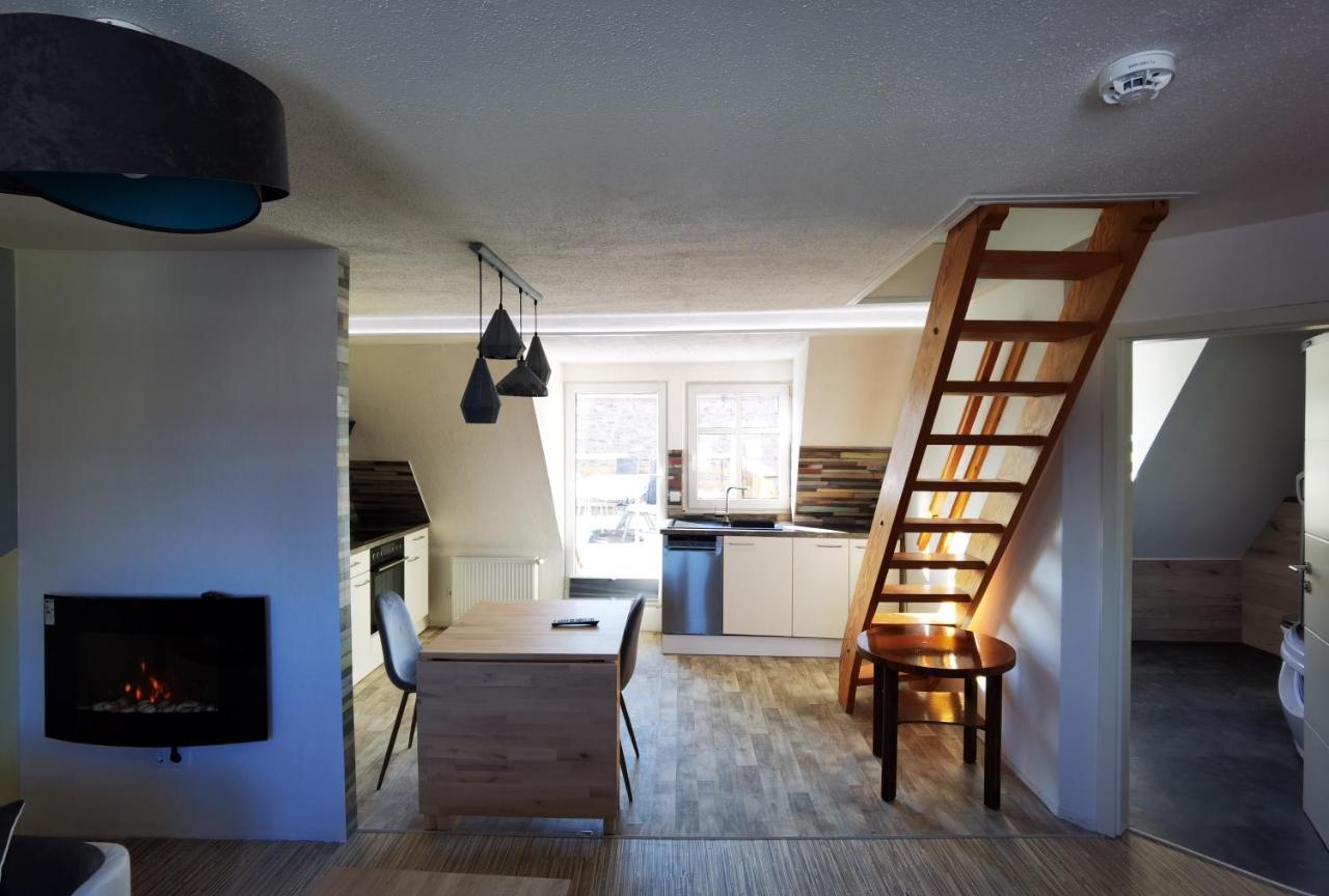 Gemuetliche Dachwohnung Mit Kleiner Oder Grosser Dachterrasse Nebeneinander Wolmirstedt Eksteriør billede