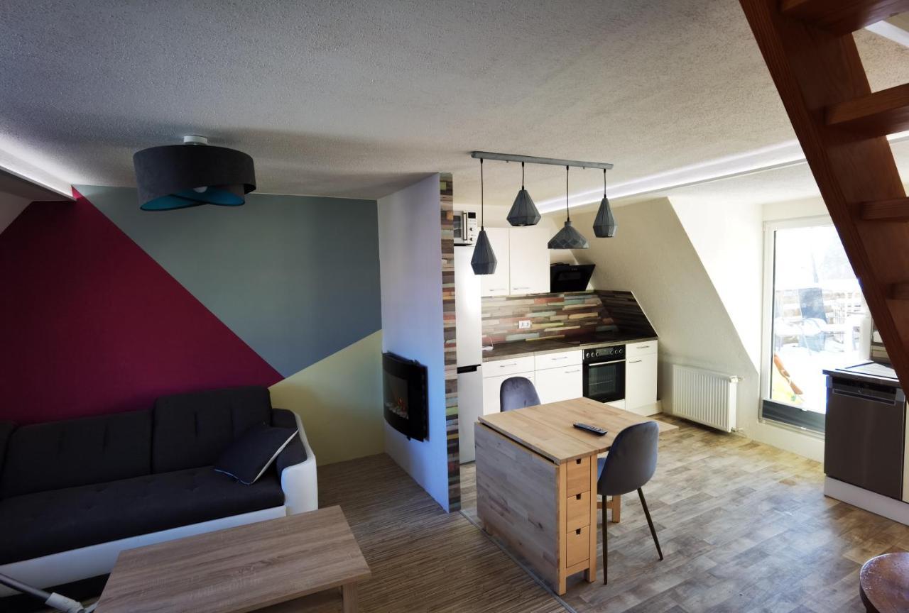 Gemuetliche Dachwohnung Mit Kleiner Oder Grosser Dachterrasse Nebeneinander Wolmirstedt Eksteriør billede