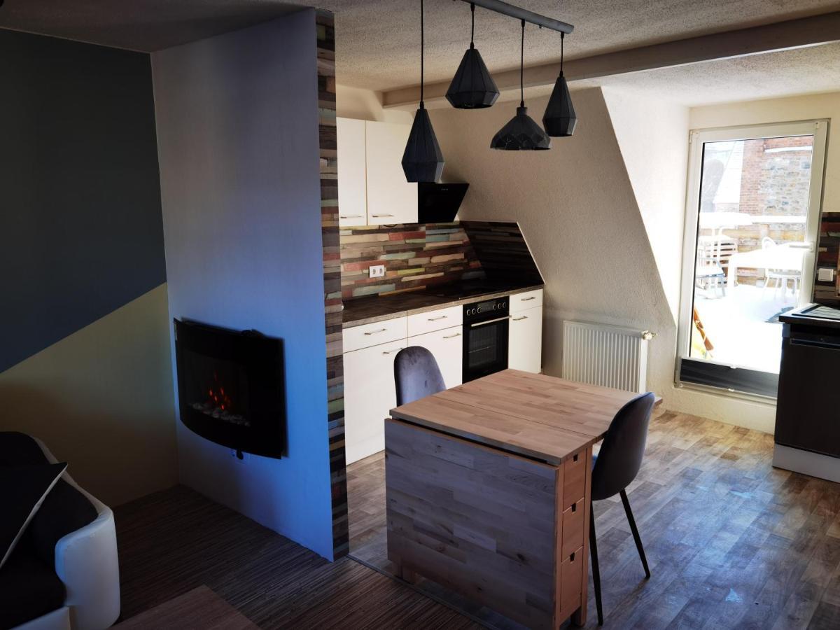 Gemuetliche Dachwohnung Mit Kleiner Oder Grosser Dachterrasse Nebeneinander Wolmirstedt Eksteriør billede
