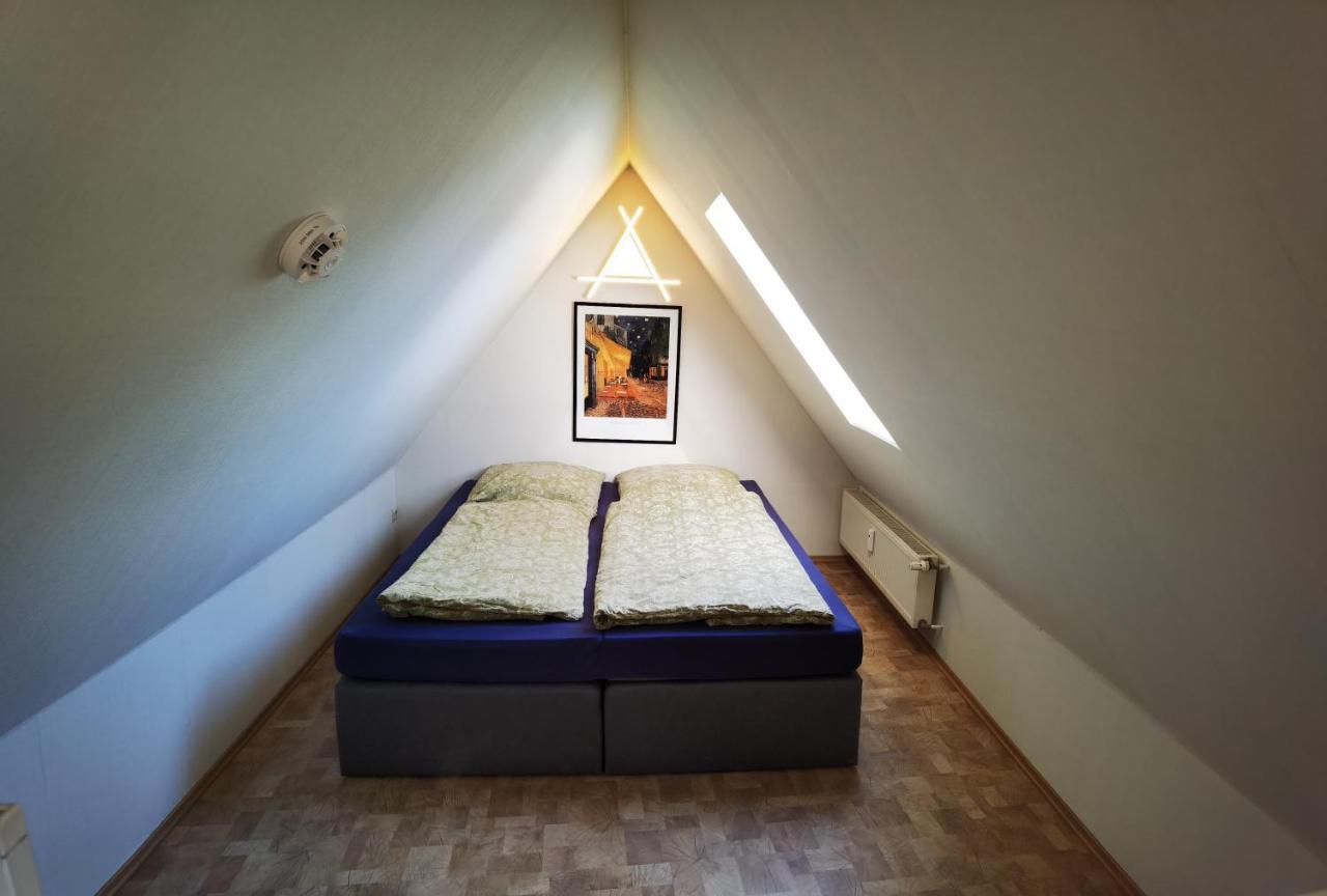 Gemuetliche Dachwohnung Mit Kleiner Oder Grosser Dachterrasse Nebeneinander Wolmirstedt Eksteriør billede