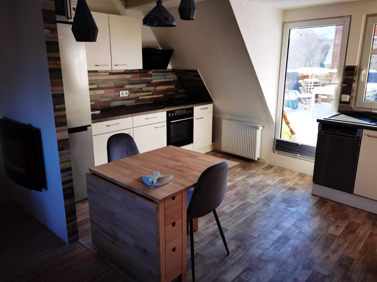 Gemuetliche Dachwohnung Mit Kleiner Oder Grosser Dachterrasse Nebeneinander Wolmirstedt Eksteriør billede