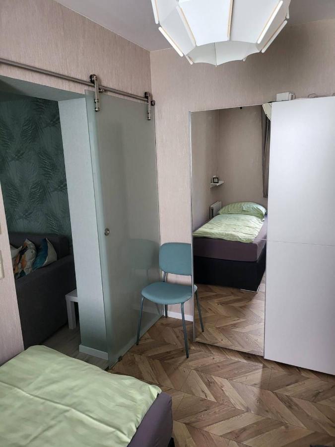 Gemuetliche Dachwohnung Mit Kleiner Oder Grosser Dachterrasse Nebeneinander Wolmirstedt Eksteriør billede