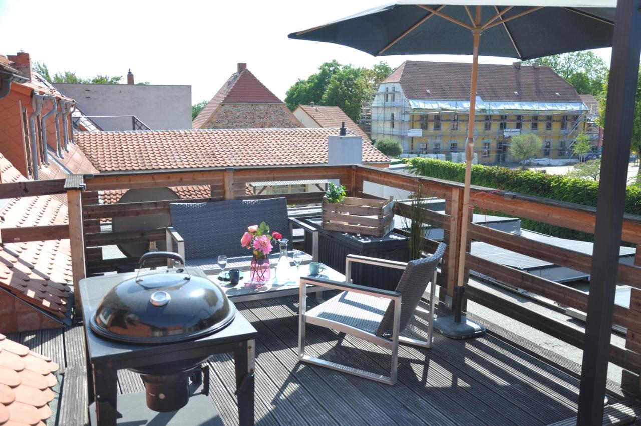 Gemuetliche Dachwohnung Mit Kleiner Oder Grosser Dachterrasse Nebeneinander Wolmirstedt Eksteriør billede