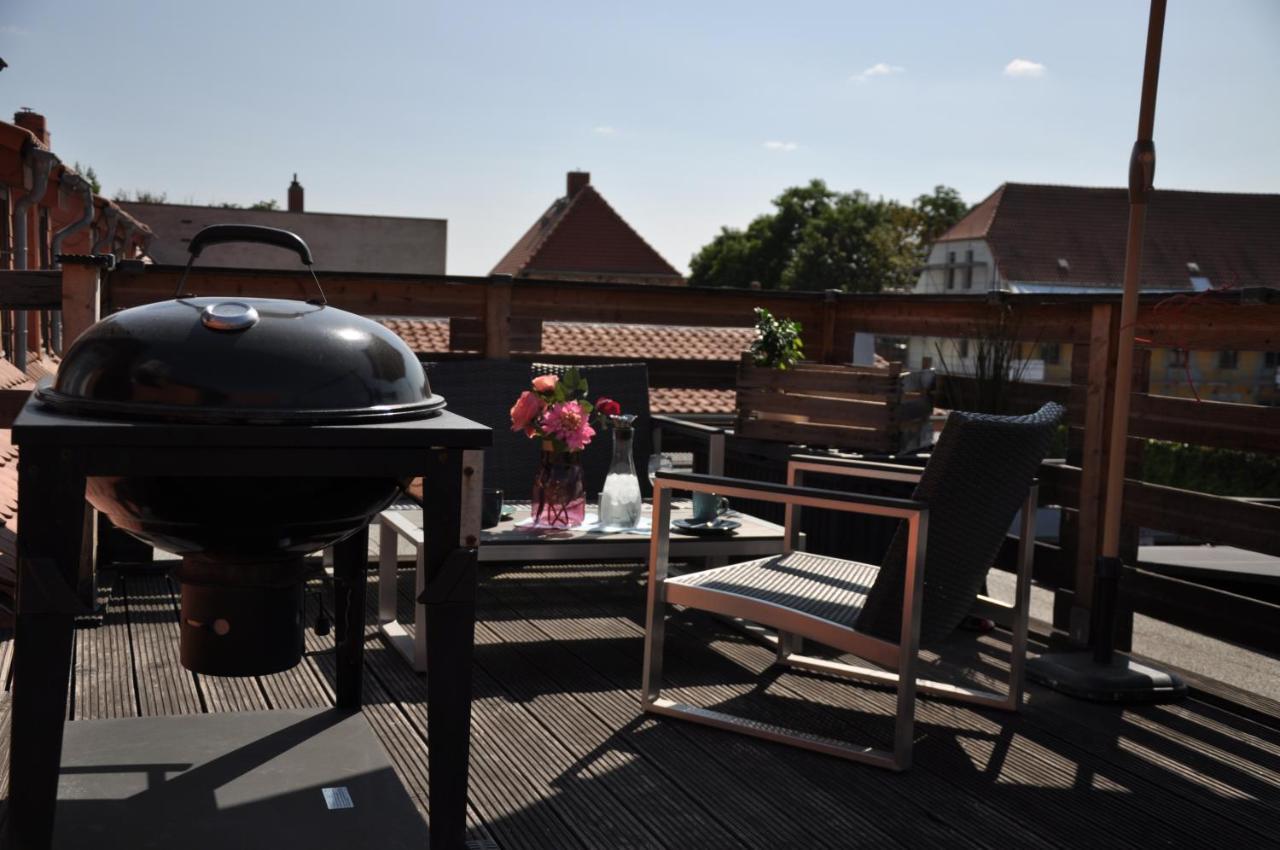 Gemuetliche Dachwohnung Mit Kleiner Oder Grosser Dachterrasse Nebeneinander Wolmirstedt Eksteriør billede